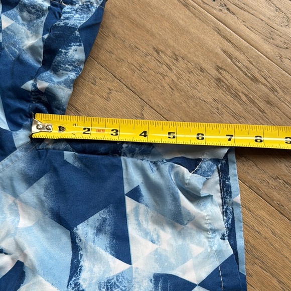 Hollister Medium Men Swimming Board Trunks, Cargo Pocket, Drawstring & Lining - Picture 6 of 7